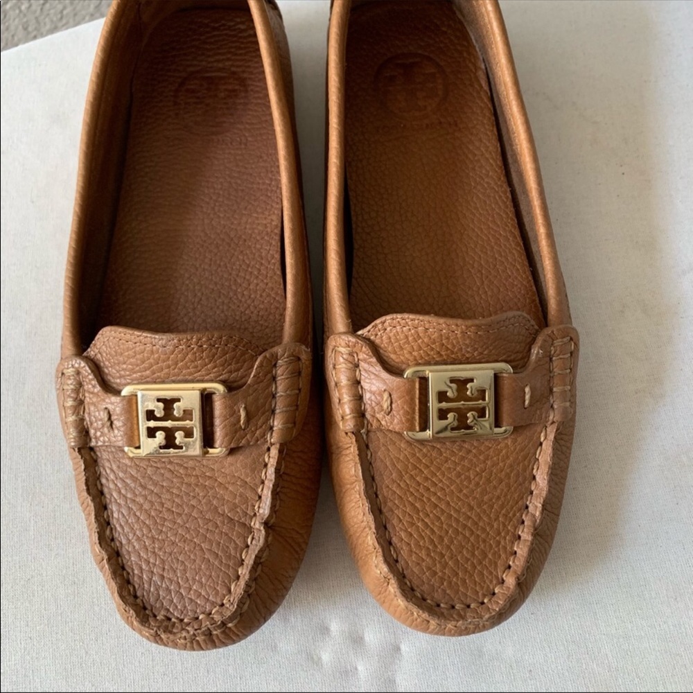 Tory Burch loafer